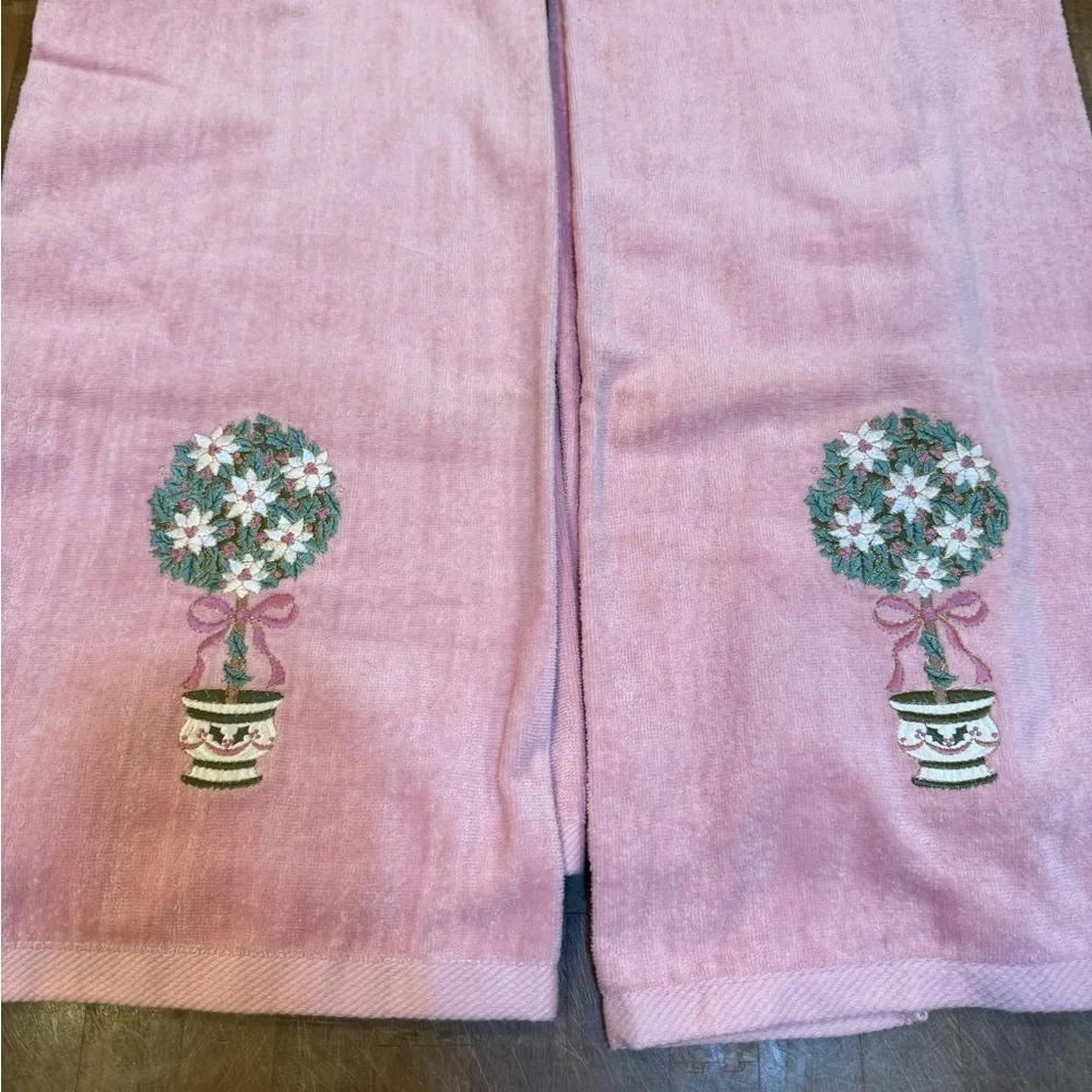 Vintage Pink Embroidered Topiary Towel Set Bath Towels Hand Towels Wash Cloths